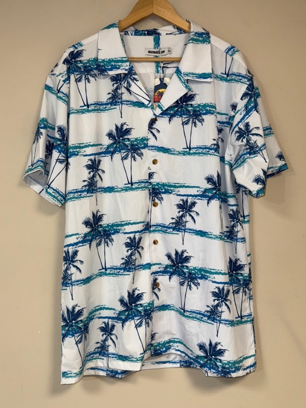 NWT Mens 2XL Palm Tree Hawaiian Shirt Button Up Blue White Top Summer Beach Trip